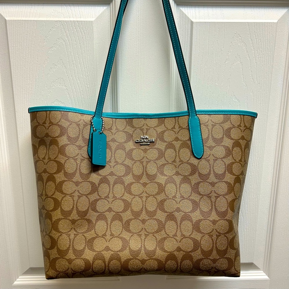Beautiful Coach Tote signature canvas brown turquoise and silver! New w/no tags!
